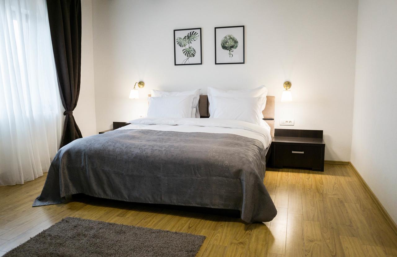 Hotel Nest Drobeta Turnu Severin Exterior foto