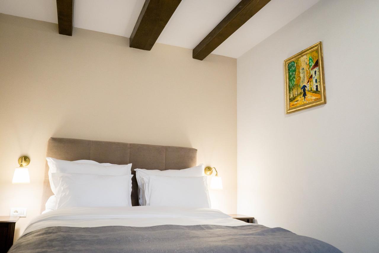 Hotel Nest Drobeta Turnu Severin Exterior foto
